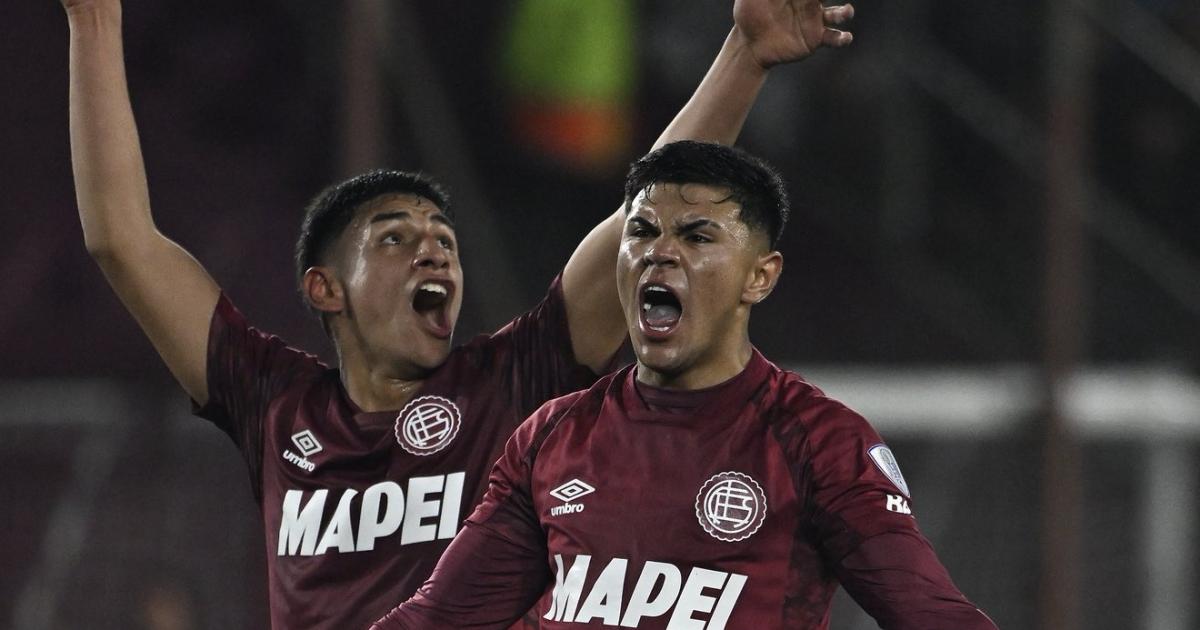 Lanuacutes eliminoacute a Central Coacuterdoba en los penales y sigue en la Sudamericana