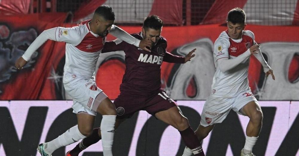 Lanús sigue con vida en la Copa Argentina