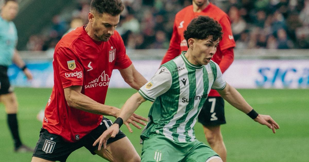 Piñero se destacó el primer tiempo de Banfield ante Estudiantes