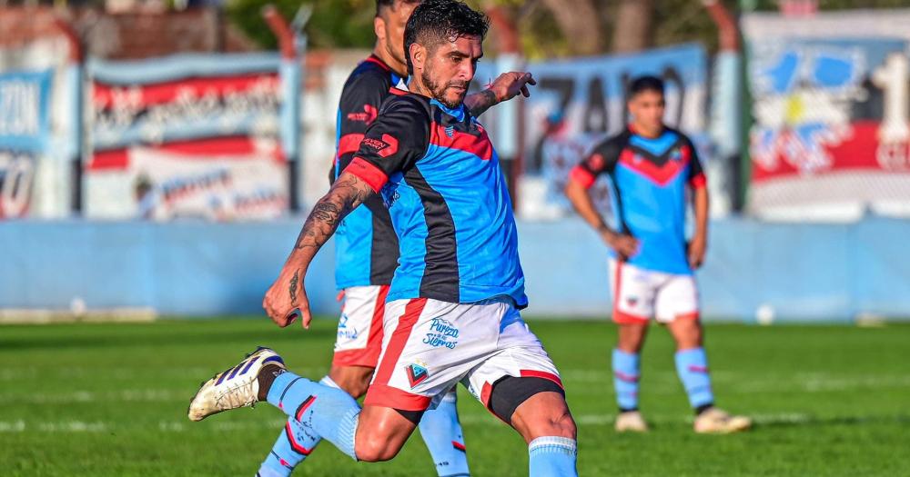 Sproat se ilusiona con pelear el campeonato con el conjunto de Adrogué