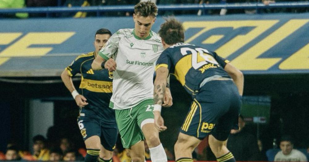 Rodrigo Auzmendi encara a Marco Pellegrino