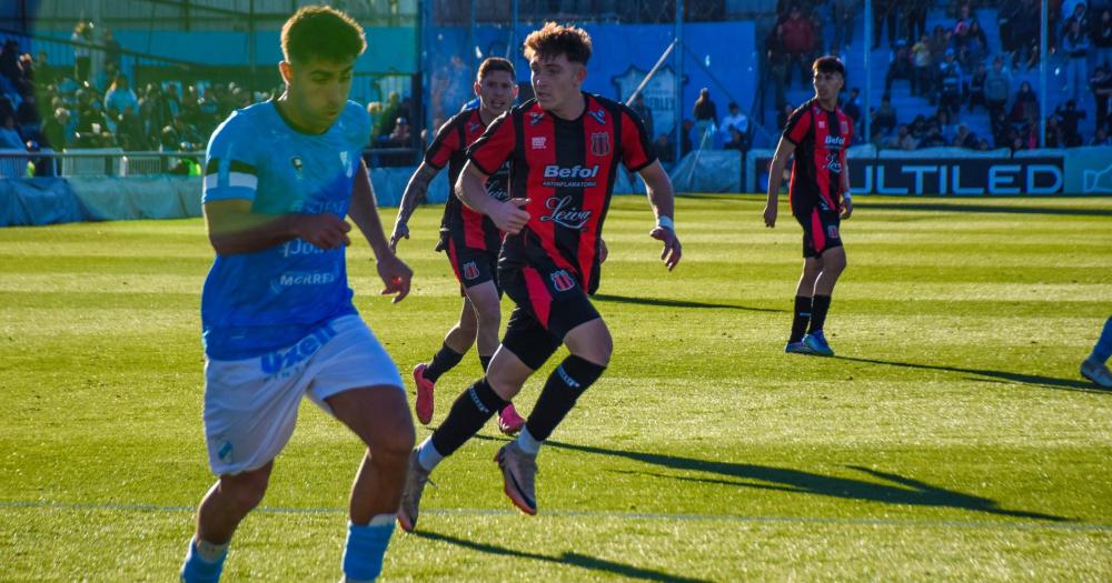 Monti fue el autor del gol de Temperley ante Defensores de Belgrano