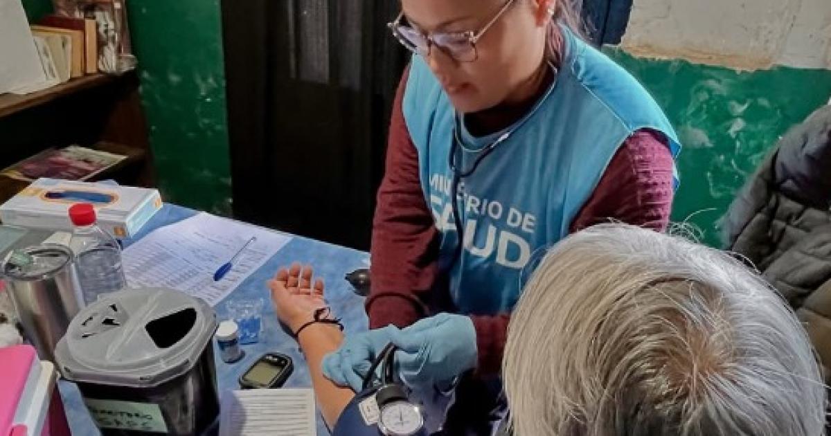 Continuacutea la atencioacuten meacutedica y descentralizada en los barrios de Lomas
