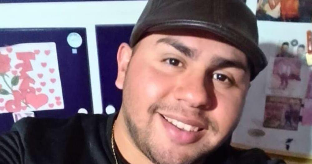 Tras el escrache a Milei en Lomas sigue detenido un joven- de queacute se lo imputa