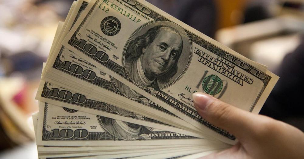 El Gobierno comenzó a vender divisas en la semana previa a las elecciones
