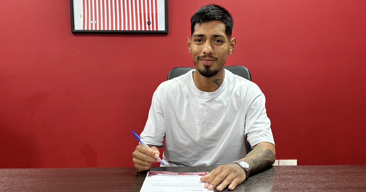 Sosa puso la firma