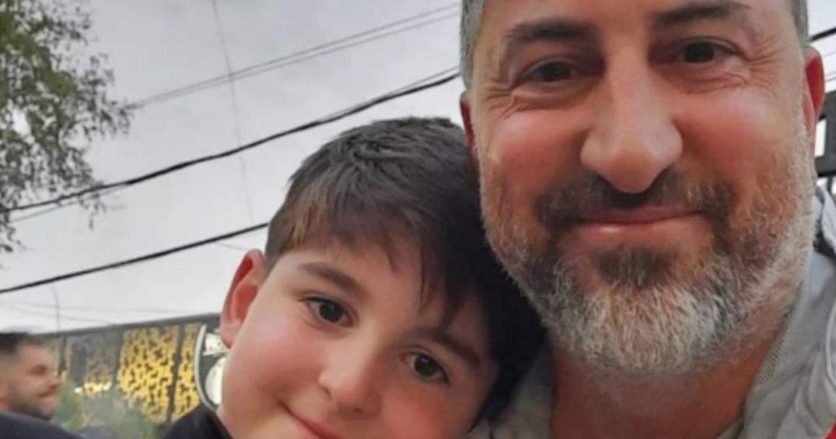 Alejandro Ruffo junto a la víctima