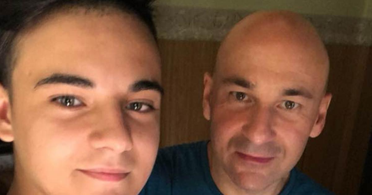 Toms Pliego junto a Martín su pap