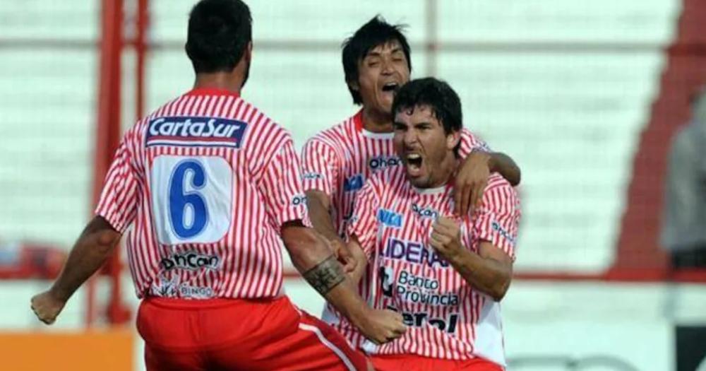 Noriega festeja con Cisterna y García