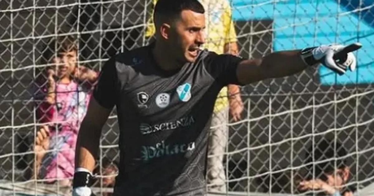 El arquero de Temperley otra vez figura ya piensa en lo que se viene