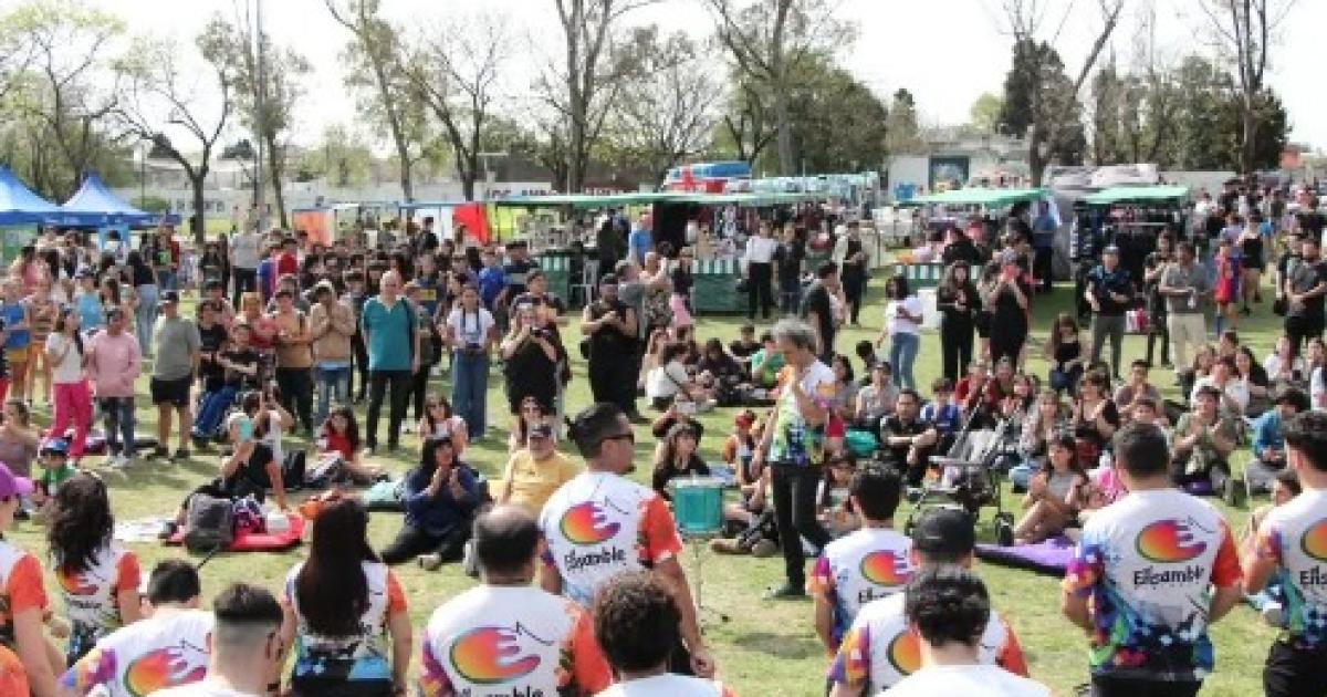 Lomas celebraraacute la Primavera en las plazas parques y calles 