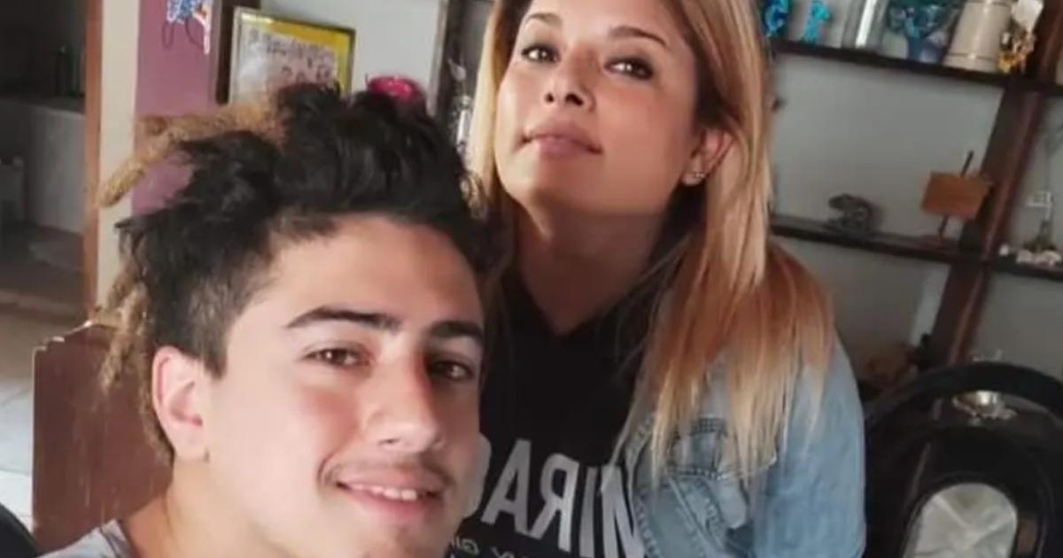 Emiliano junto a Stella su mam
