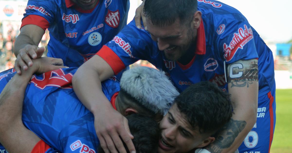 Talleres viene de ganarle de local a Colón