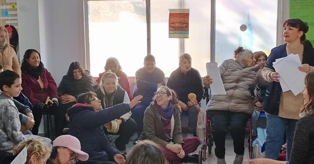 La posta sanitaria se realiza todos los meses con una temtica diferente- la de este jueves tendr a la primavera como protagonista