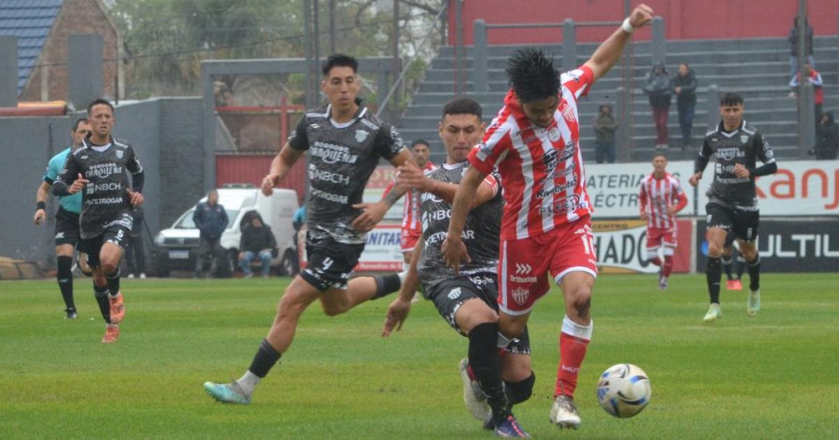 Talleres ganó de local y celebró ante Chaco For Ever