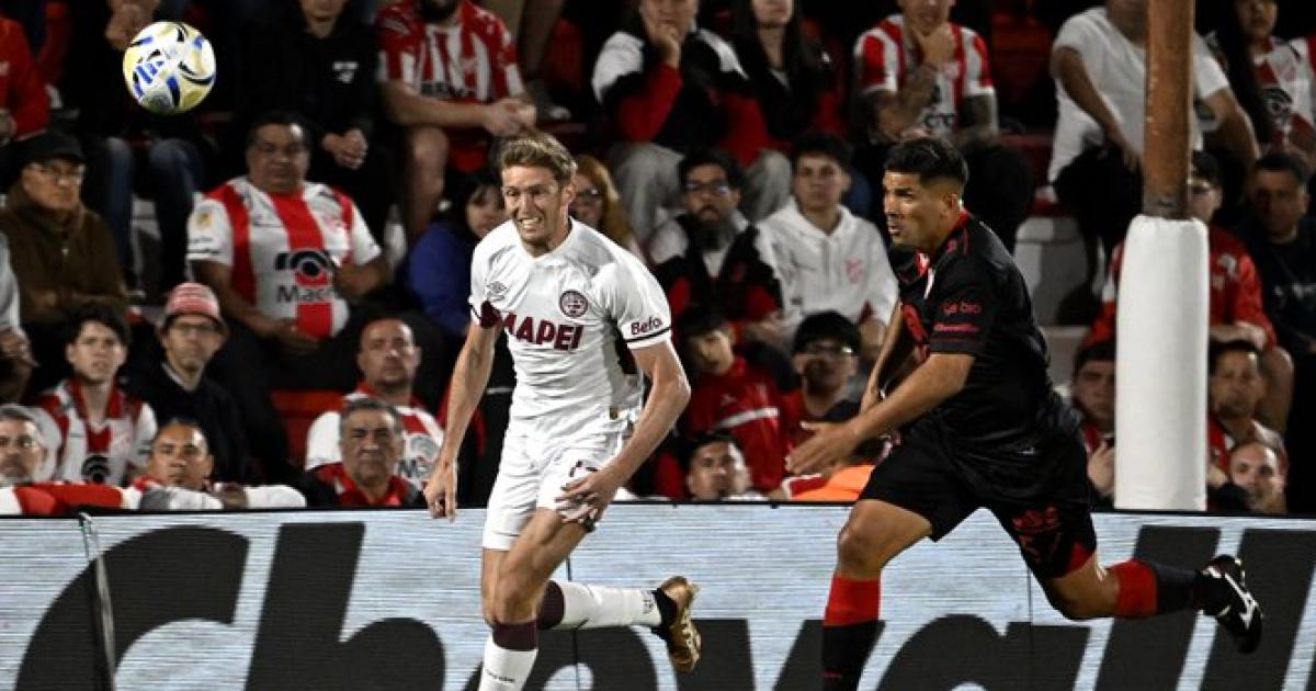 Rodrigo Castillo encabeza un ataque de Lanús