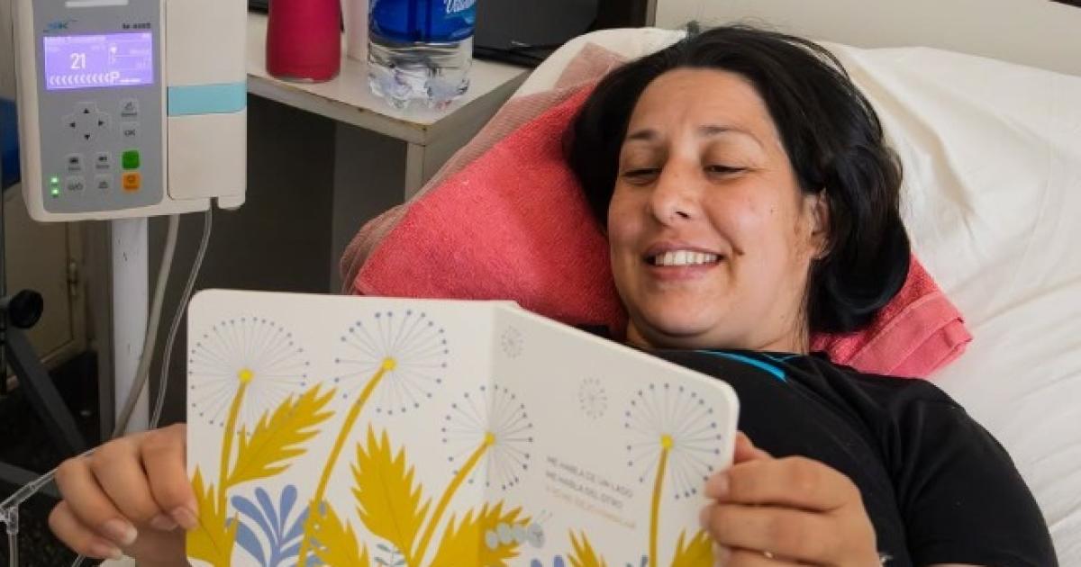 El programa Lomas Lee desde la Panza llegoacute al Hospital Allende
