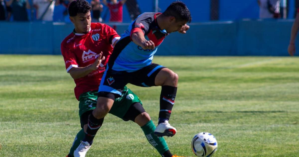 Brown de Adrogueacute empatoacute con Laferrere y sumoacute otro partido sin ganar
