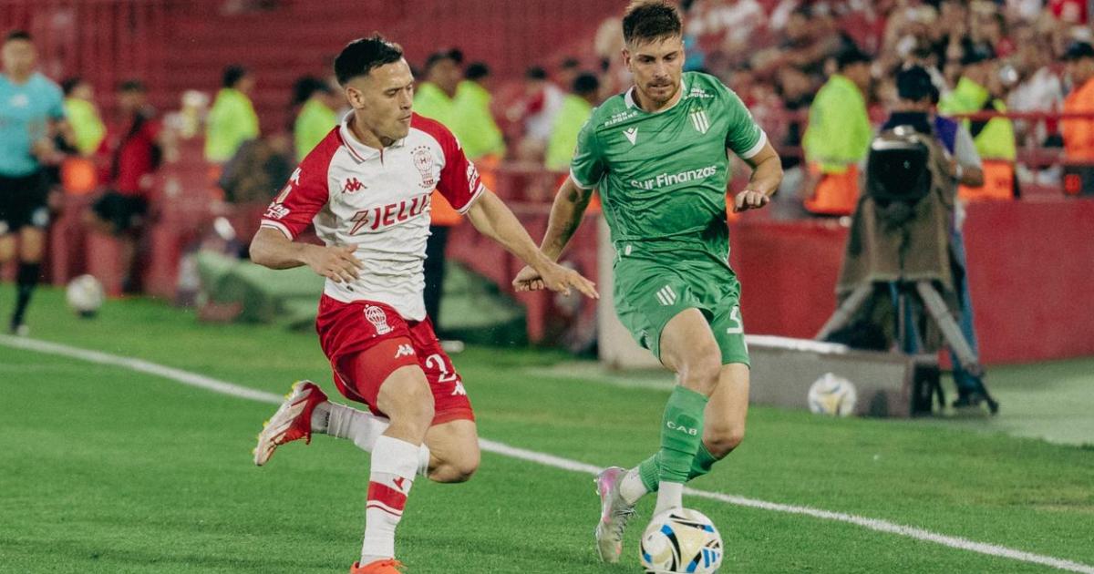Banfield y Huracn se miden en Parque Patricios