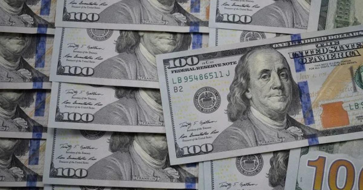 El doacutelar sube y el Gobierno sigue interviniendo para evitar un estallido