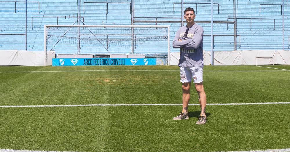 Federico Crivelli hoy en la sub comisión de fútbol de Temperley respaldó al plantel