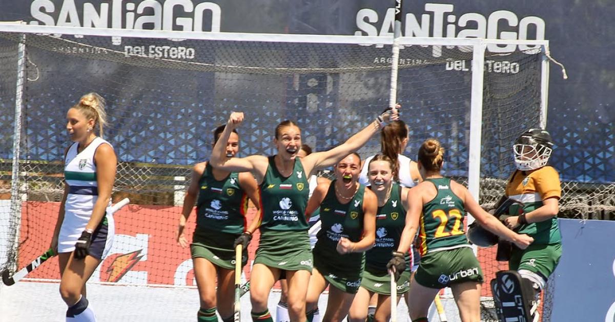 Celina festeja el gol del título