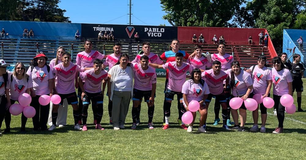 Brown de Adrogueacute rescatoacute un empate en el final y celebroacute ante Flandria 