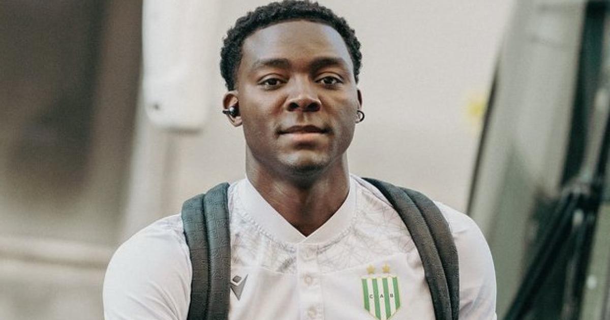 Danilo Arboleda tuvo su estreno con la camiseta de Banfield