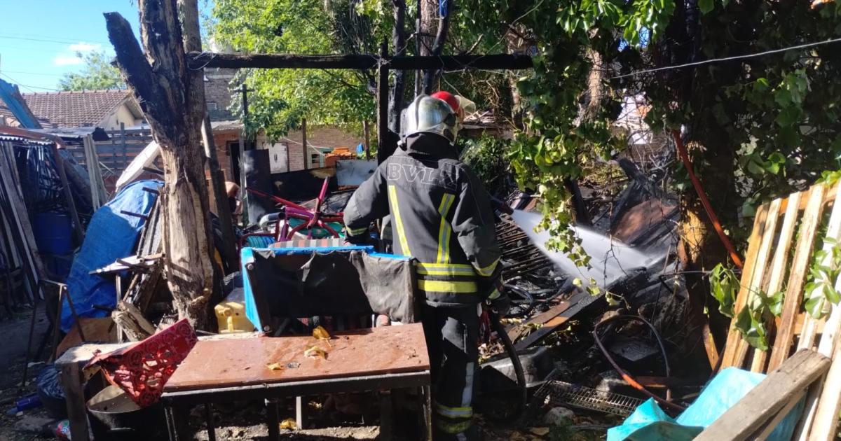 Los bomberos controlaron el incendio sin problemas