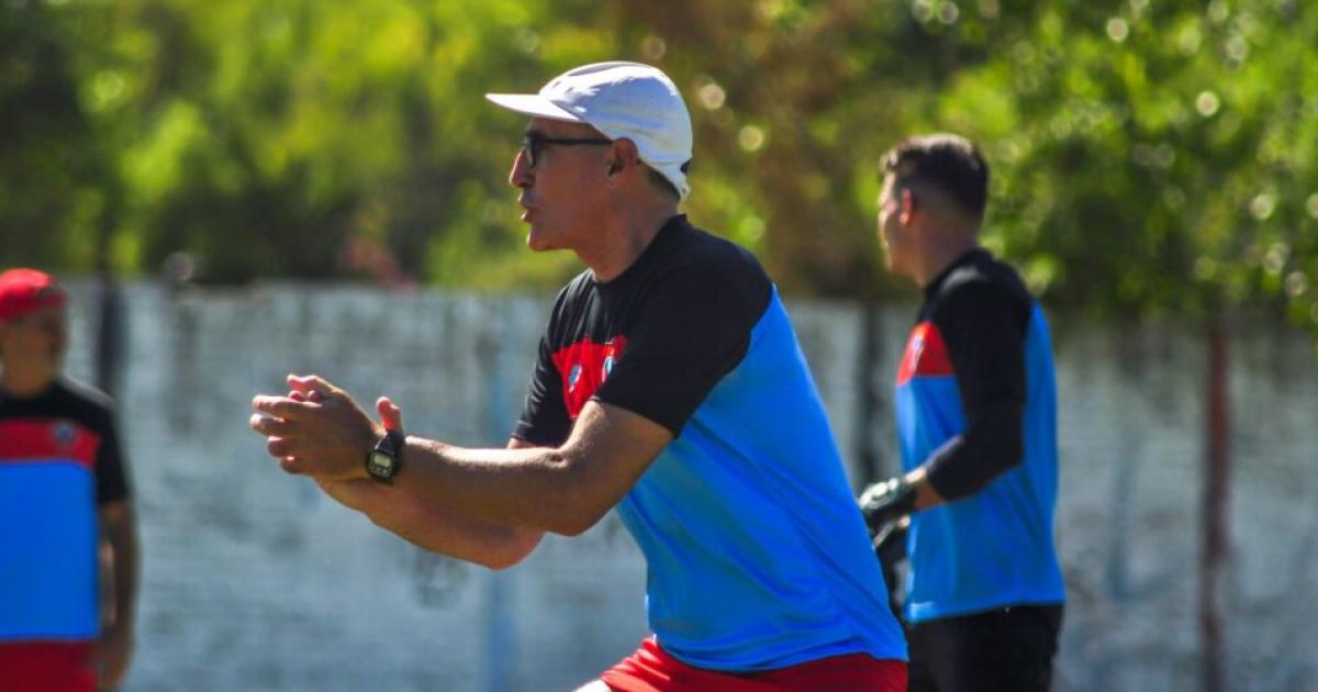 El entrenador de Brown de Adrogué confía en entrar al reducido