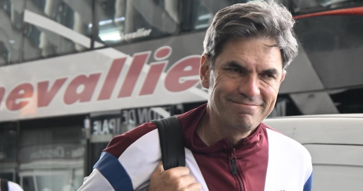 Pellegrino est sonriente- viaja con todos los jugadores a disposición