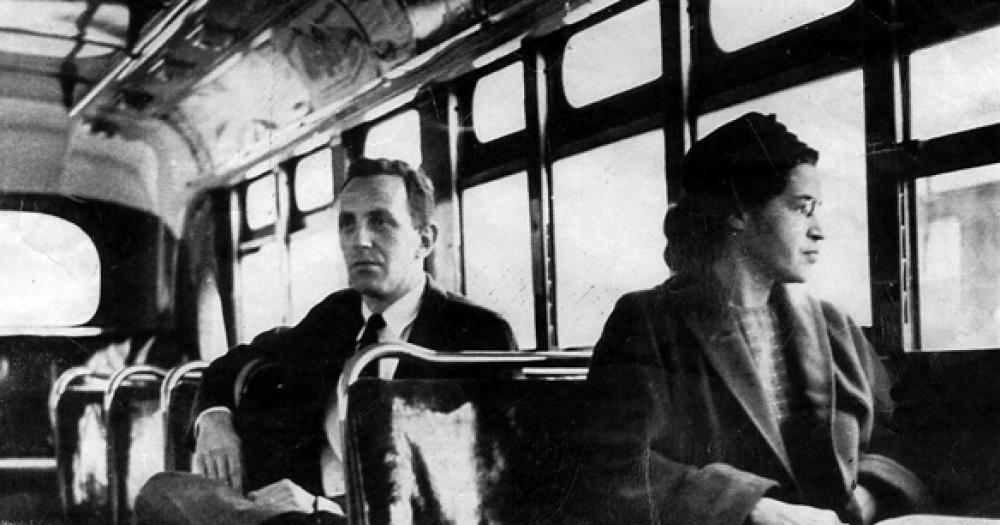 Rosa Parks luchadora por los derechos de los afrodescendientes