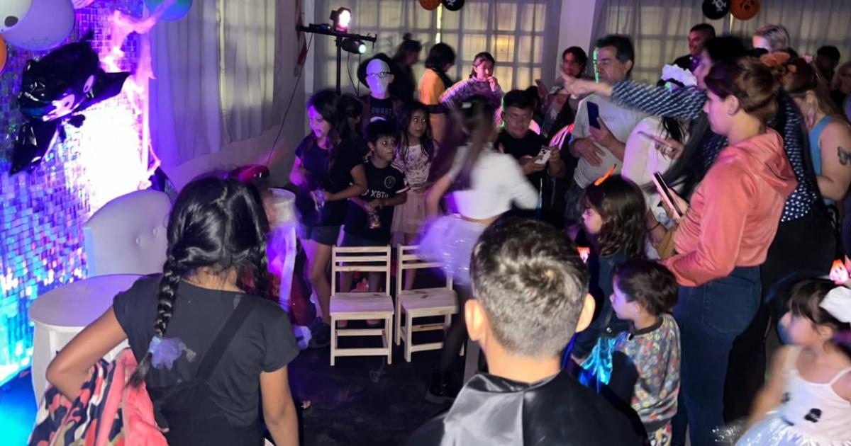 El viernes 31 a las 2030