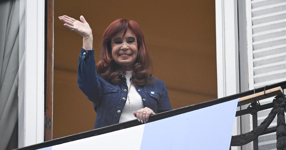 Cristina afirmó que la gente no llega a fin de mes