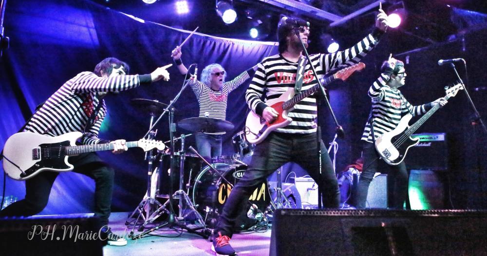 Villanos celebraraacute sus 30 antildeos con una fiesta de Petecos 