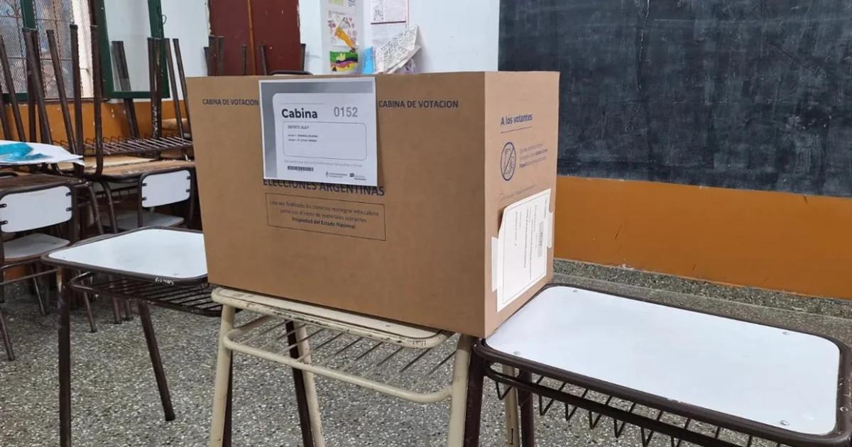 A las 8 abrieron los comicios