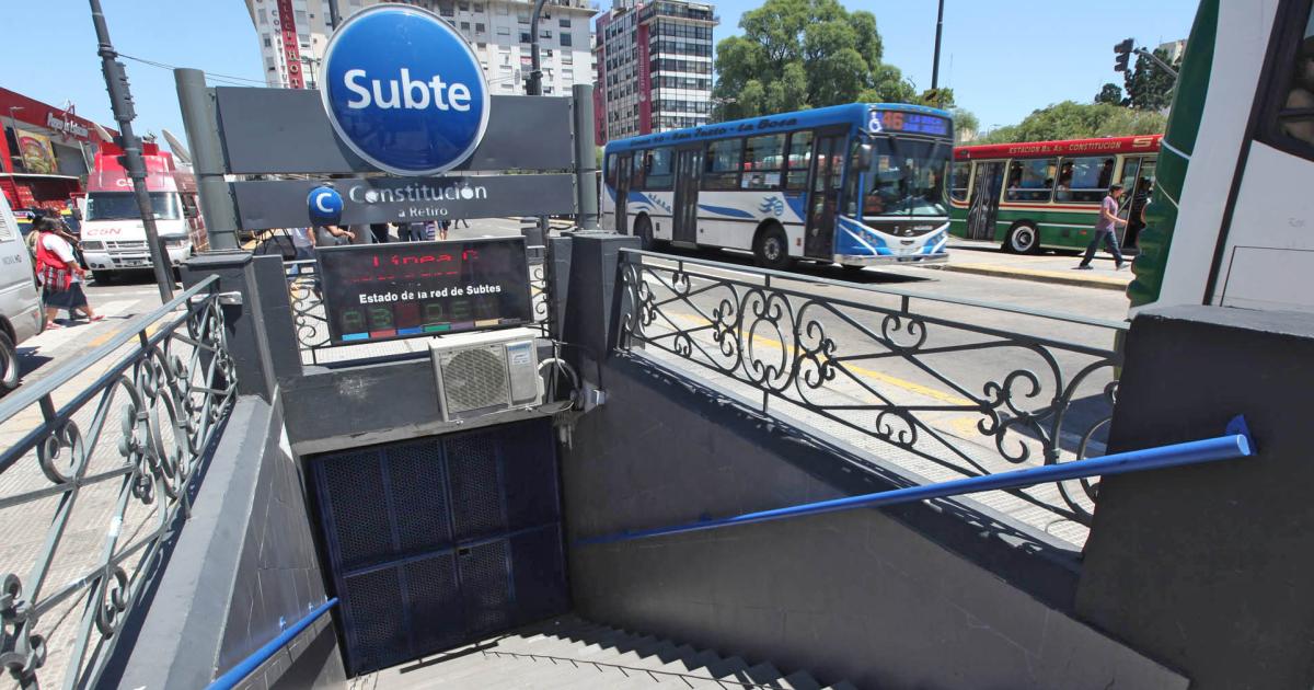 Afecta a unos 750 mil pasajeros por día