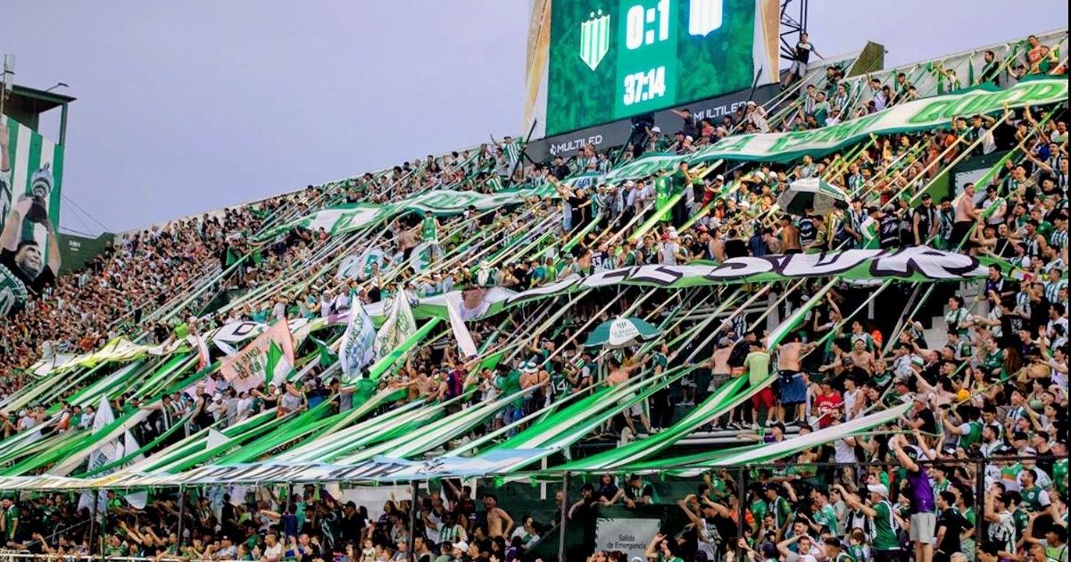 Hinchas de Banfield preparan un gran recibimiento para el clsico con Lanús