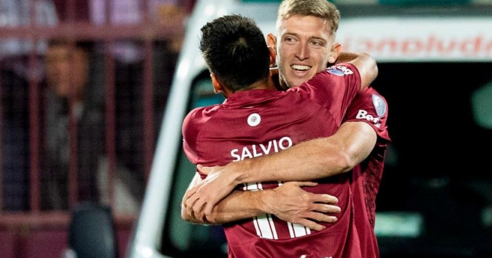 Lanuacutes vencioacute a Universidad de Chile y es finalista de la Copa Sudamericana