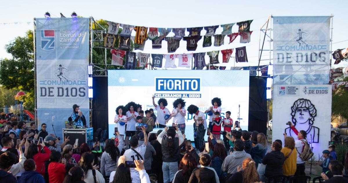 Asiacute fue la celebracioacuten del cumpleantildeos 65deg de Diego Maradona en Fiorito