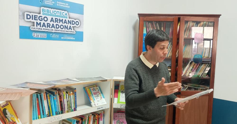 Federico Guerra y su recuerdo de Maradona en la nueva biblioteca de Fiorito