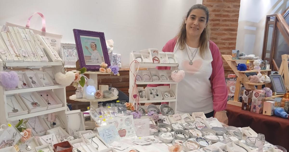 Un paseo de compras con múltiples rubros