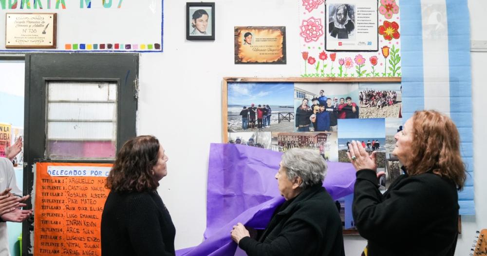 Una escuela de Lomas lleva el nombre de un desaparecido en La Noche de los Laacutepices