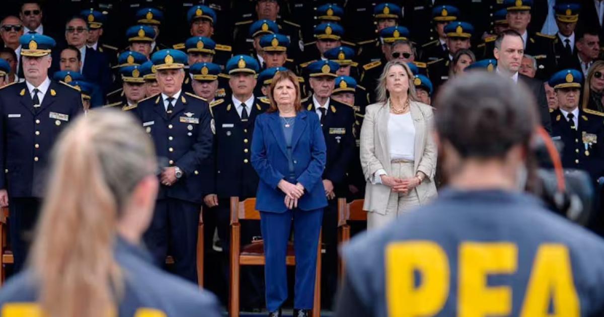 Bullrich reivindicoacute al asesino de activistas Ramoacuten Falcoacuten