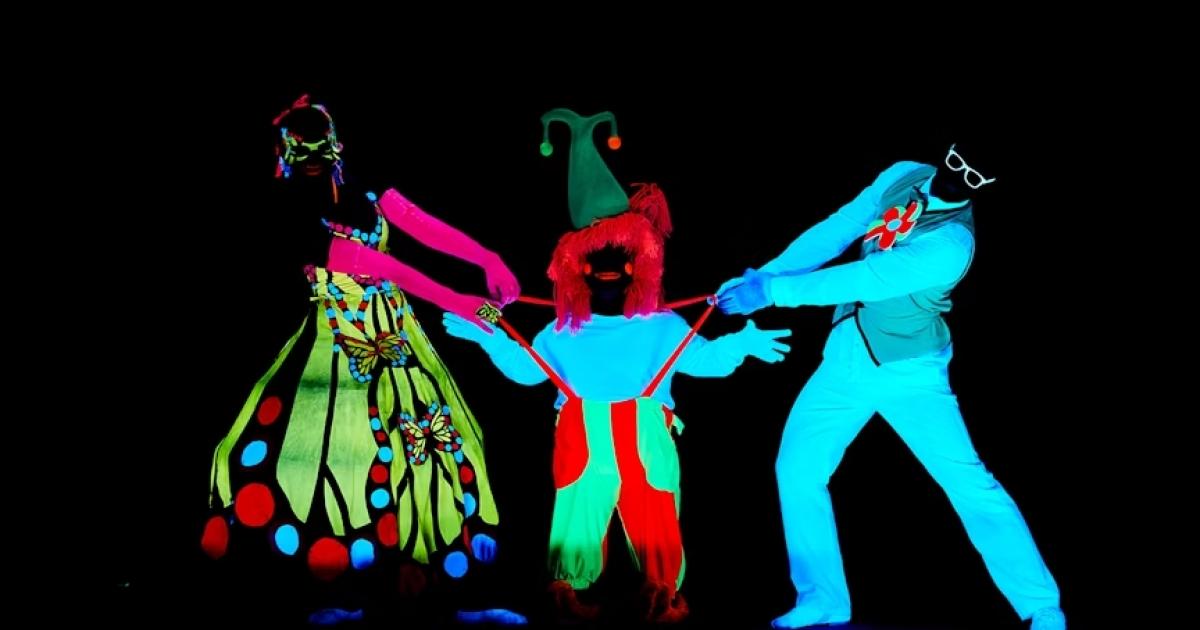 El Teatro Negro de Praga en Lomas de Zamora