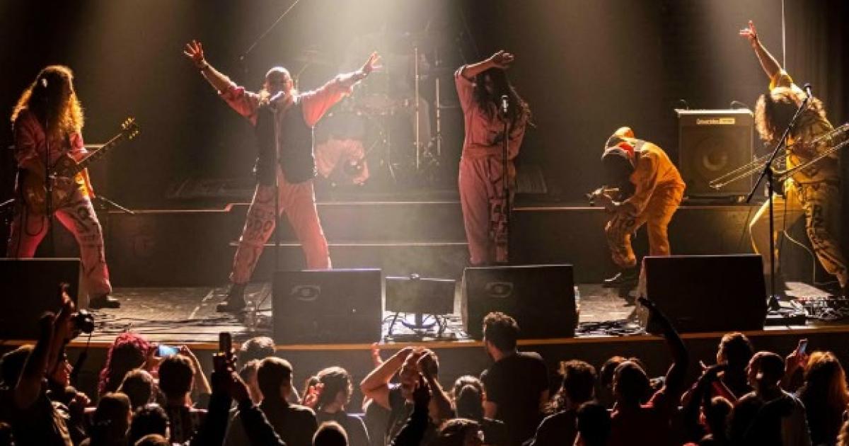 La Tabareacute y sus 40 antildeos de teatralidad rock y poesiacutea