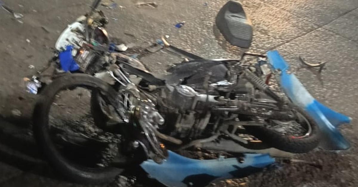 Así quedó la moto tras el accidente