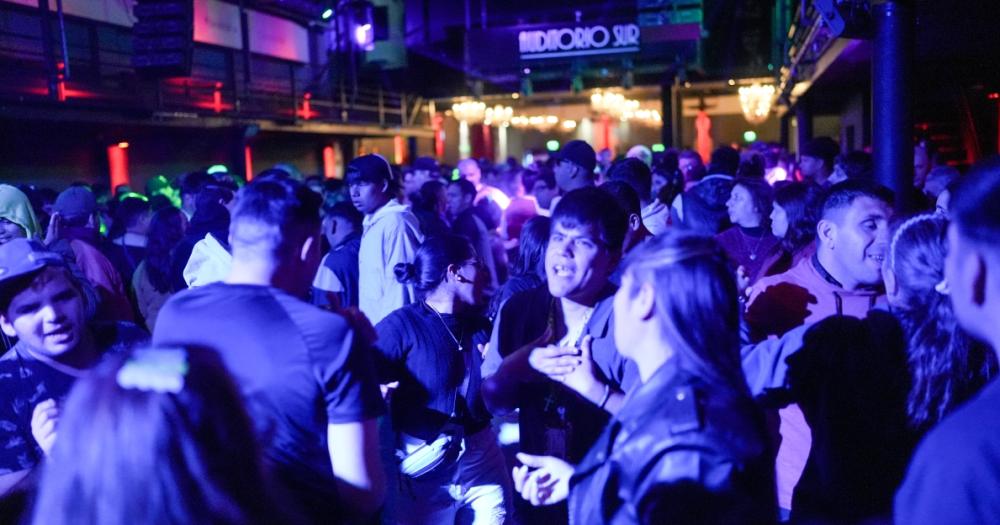 Cientos de vecinos y familias disfrutan del evento integrador