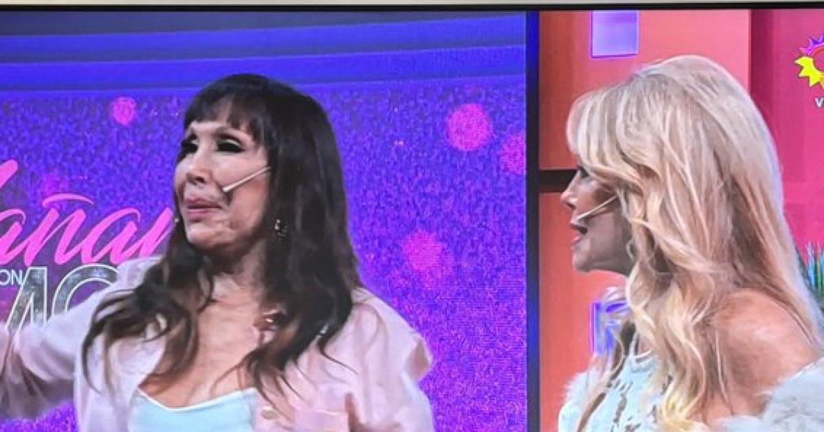 Moria Casn y Graciela Alfano