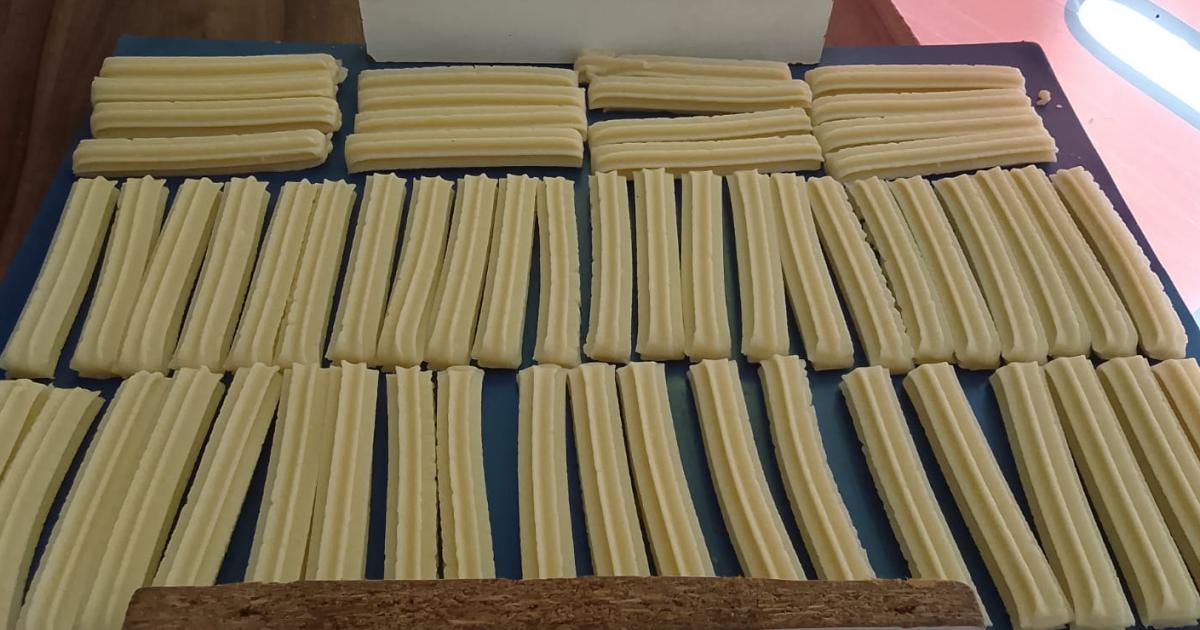 Gracias a la mquina de churros que vendía el pap de Walter puede sacar cinco docenas de una vez